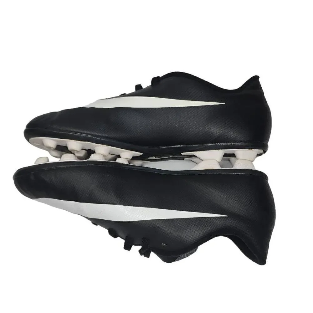 Nike Jr‎ Kid's Black And White Bravata FG Soccer Cleats Athletic Shoes Size 5Y